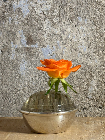 PIQUE FLEUR CON CUENCO DE PLATA.