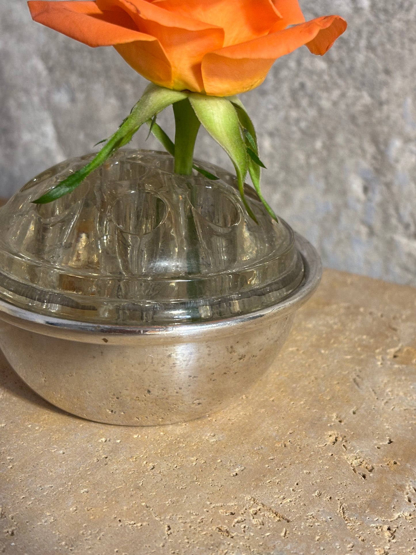 PIQUE FLEUR CON CUENCO DE PLATA.