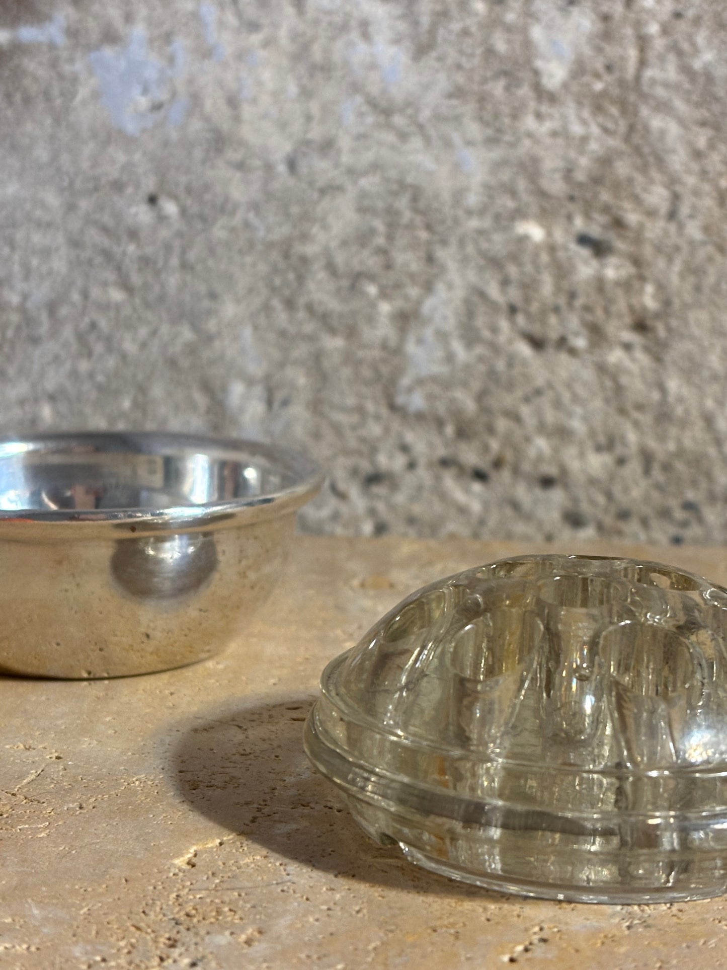 PIQUE FLEUR CON CUENCO DE PLATA.