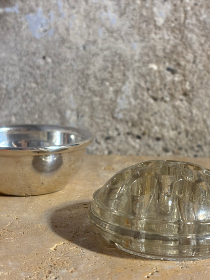 PIQUE FLEUR CON CUENCO DE PLATA.