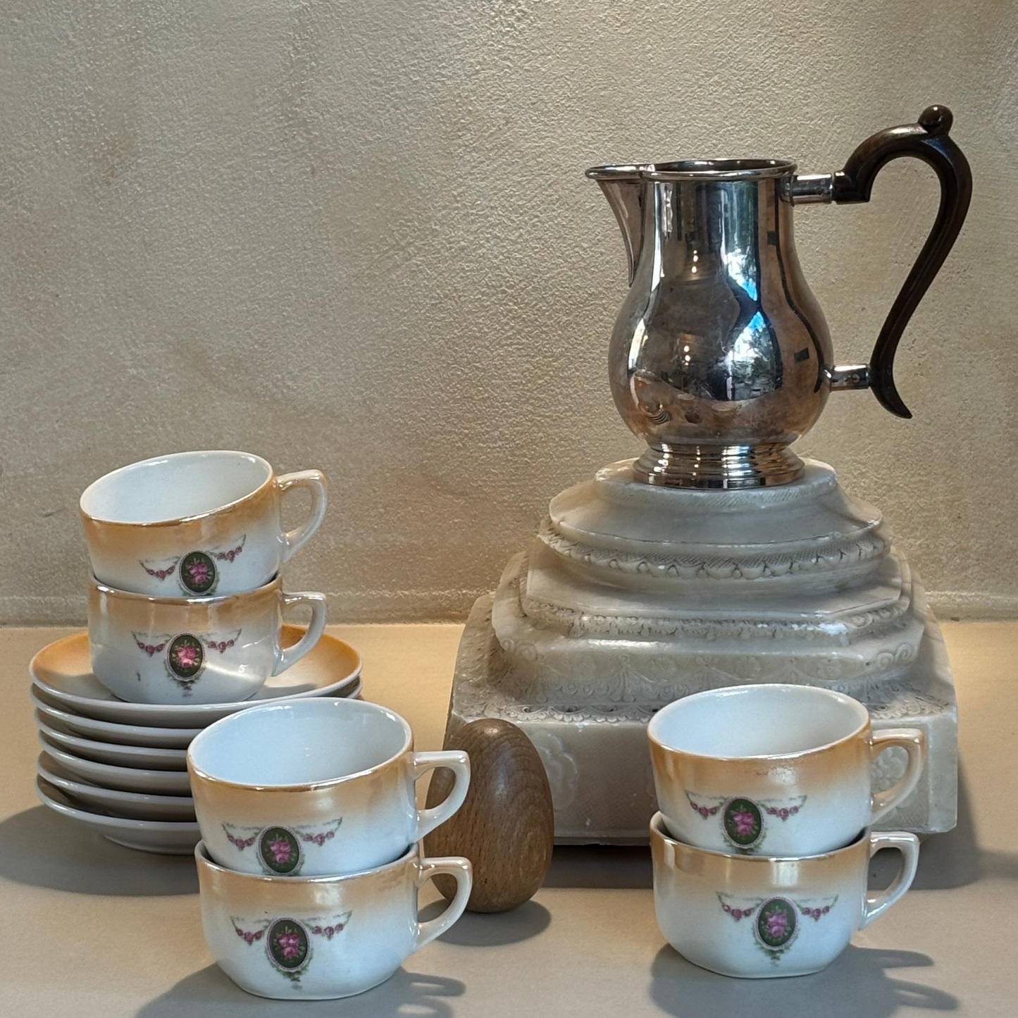 SET DE 6 TAZAS DE CAFE VINTAGE.