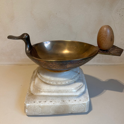 CUENCO FRUTERO EN BRONCE, VALENTÍ.