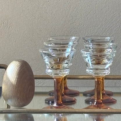 JUEGO DE 10 COPAS DE LICOR.