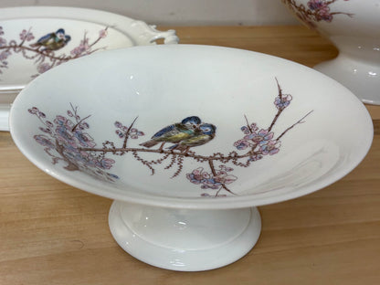 VAJILLA EN PORCELANA ESMALTADA.