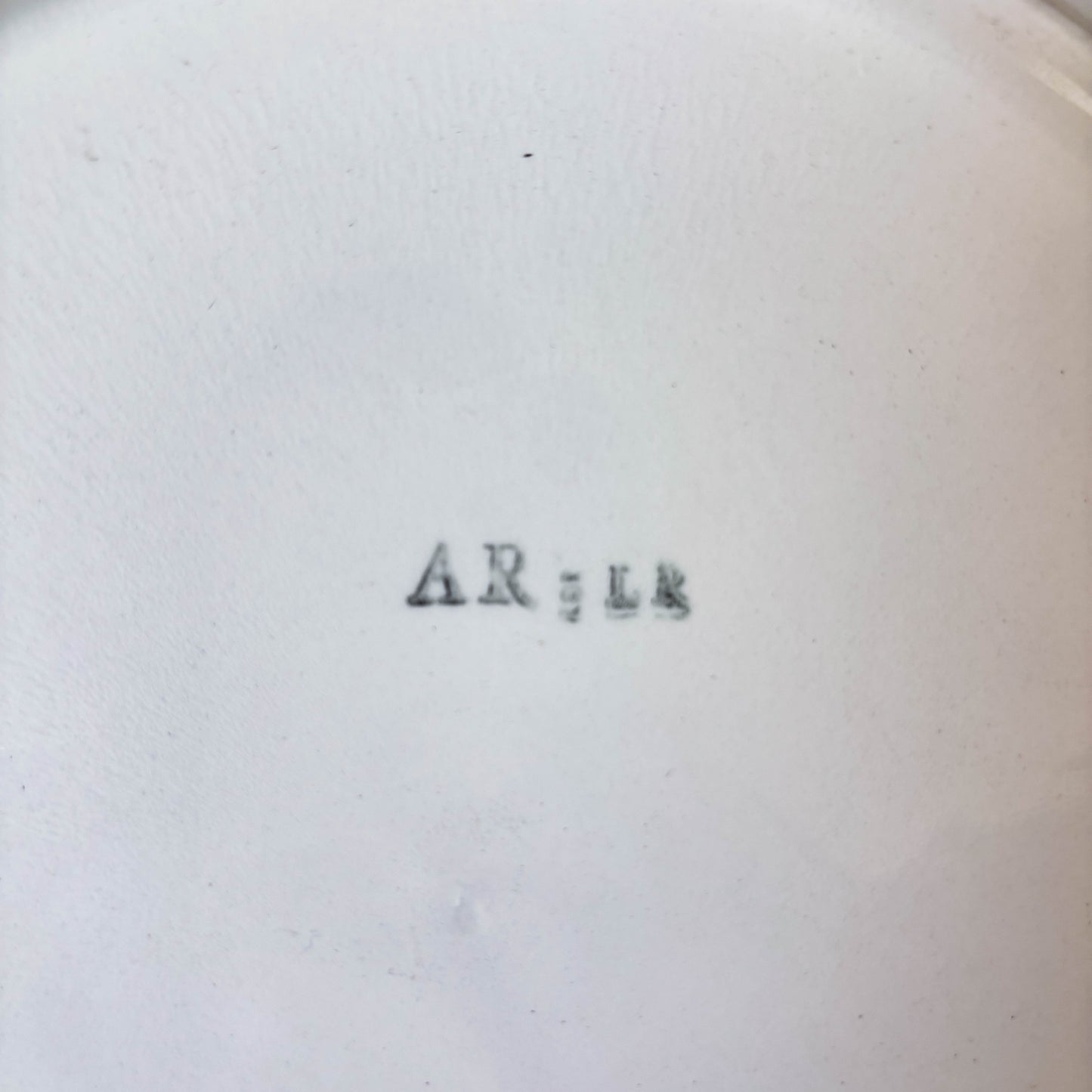 PLATOS EN BARBOTINE FORMA DE PEZ.