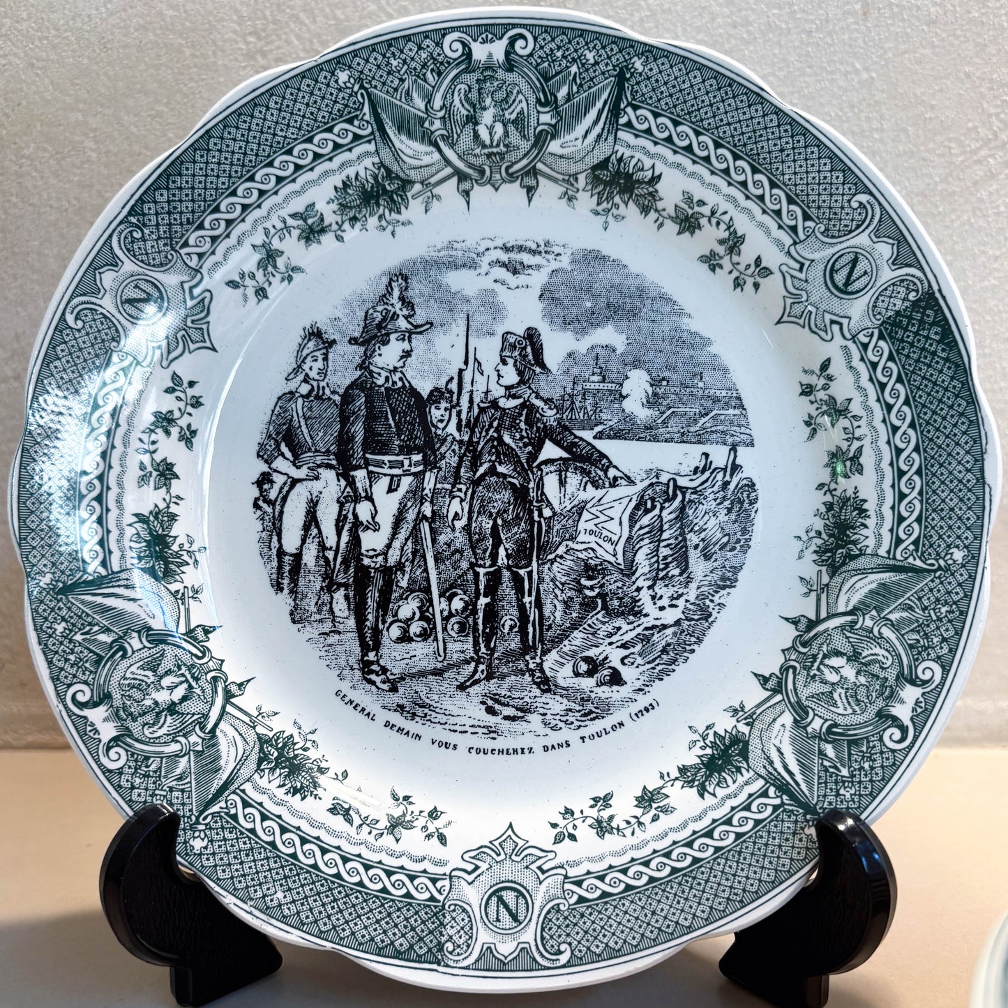 PLATOS PARLANTES "NAPOLEÓN".