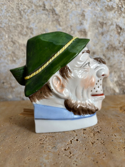 PALILLERO EN BISCUIT ALEMAN ANTIGUO.