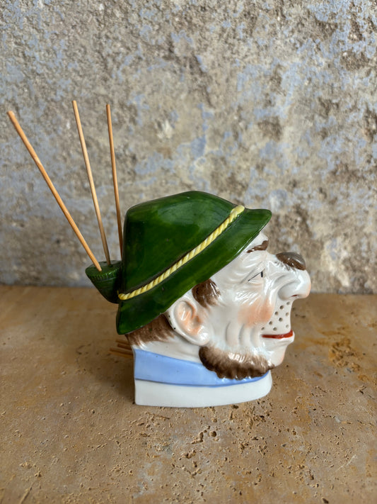 PALILLERO EN BISCUIT ALEMAN ANTIGUO.