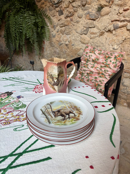 MANTEL LINO GRUESO ANTIGUO BORDADO A MANO.