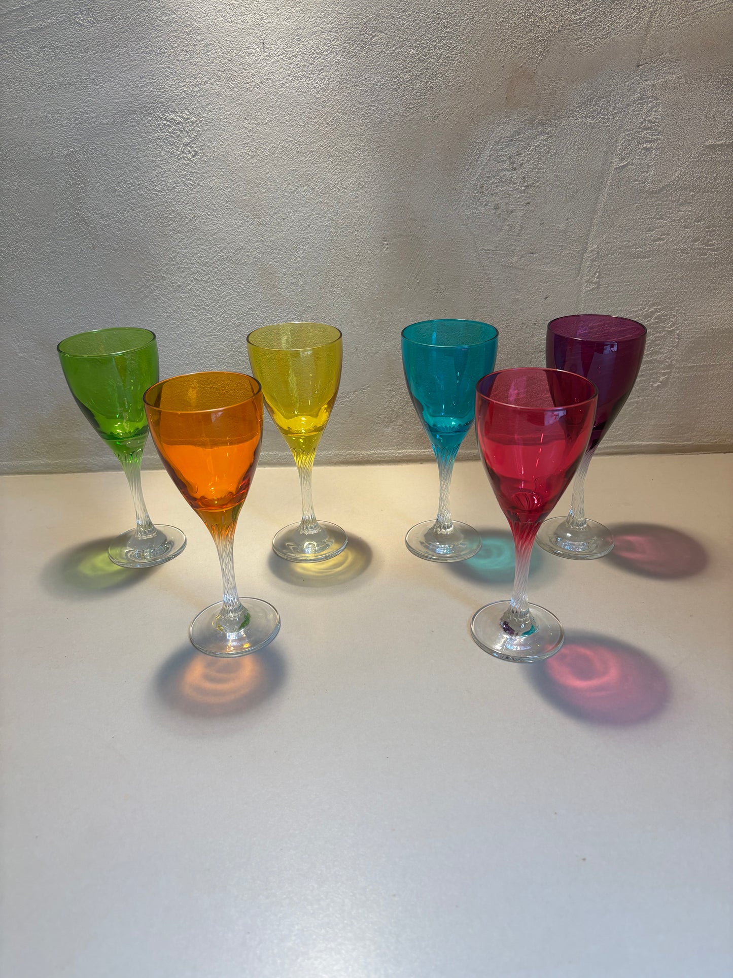 JUEGO DE 6 COPAS DE COLORES 1940s