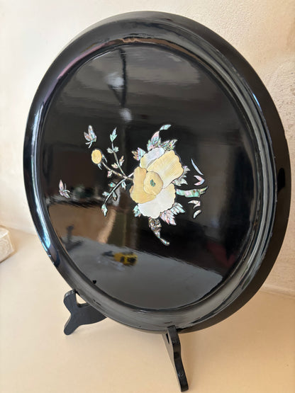 BANDEJA DE MADERA Y NACAR.