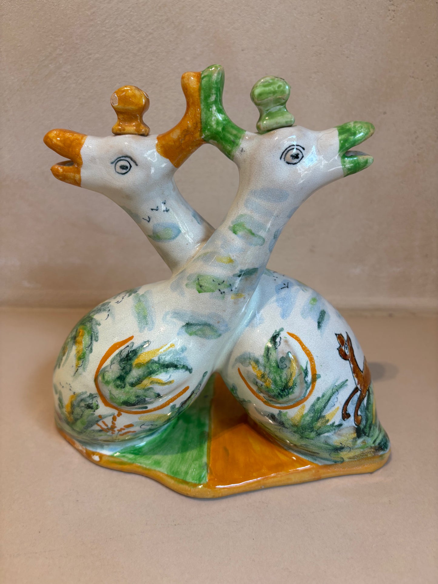 VINAGRERAS ANTIGUAS DE PUENTE DEL ARZOBISPO EN FORMA DE CIERVOS.