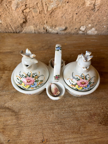 PAREJA DE VINAGRERAS ANTIGUAS DE MANISES.