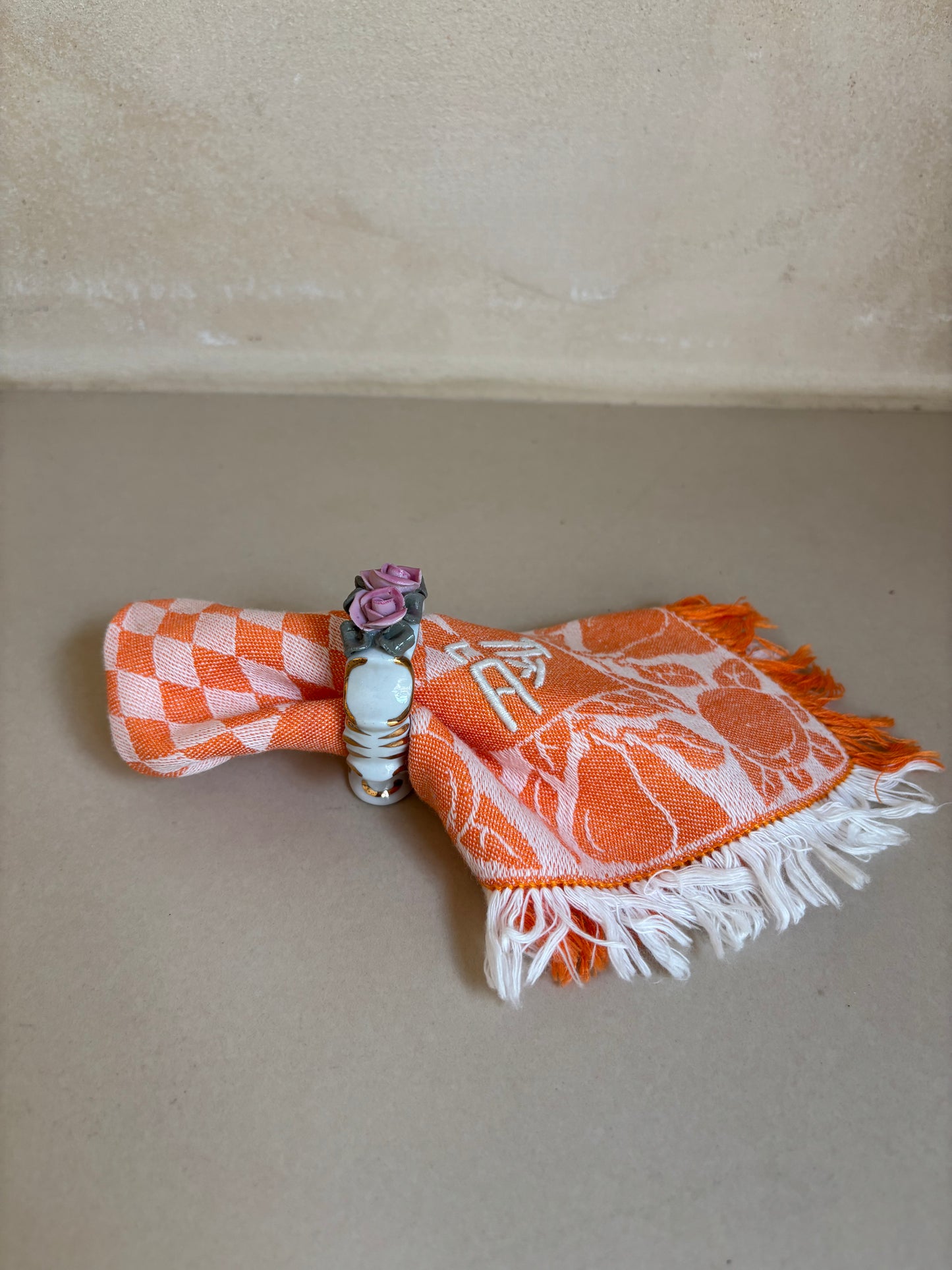 JUEGO DE 6 SERVILLETEROS VINTAGE DE PORCELANA