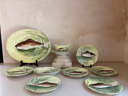 SERVICIO DE PESCADO EN PORCELANA ANTIGUA 9 PIEZAS - LIMOGES.