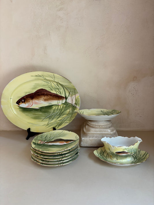 SERVICIO DE PESCADO EN PORCELANA ANTIGUA 9 PIEZAS - LIMOGES.