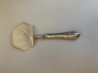 ESPATULA ANTIGUA PARA SERVIR  TARTAS