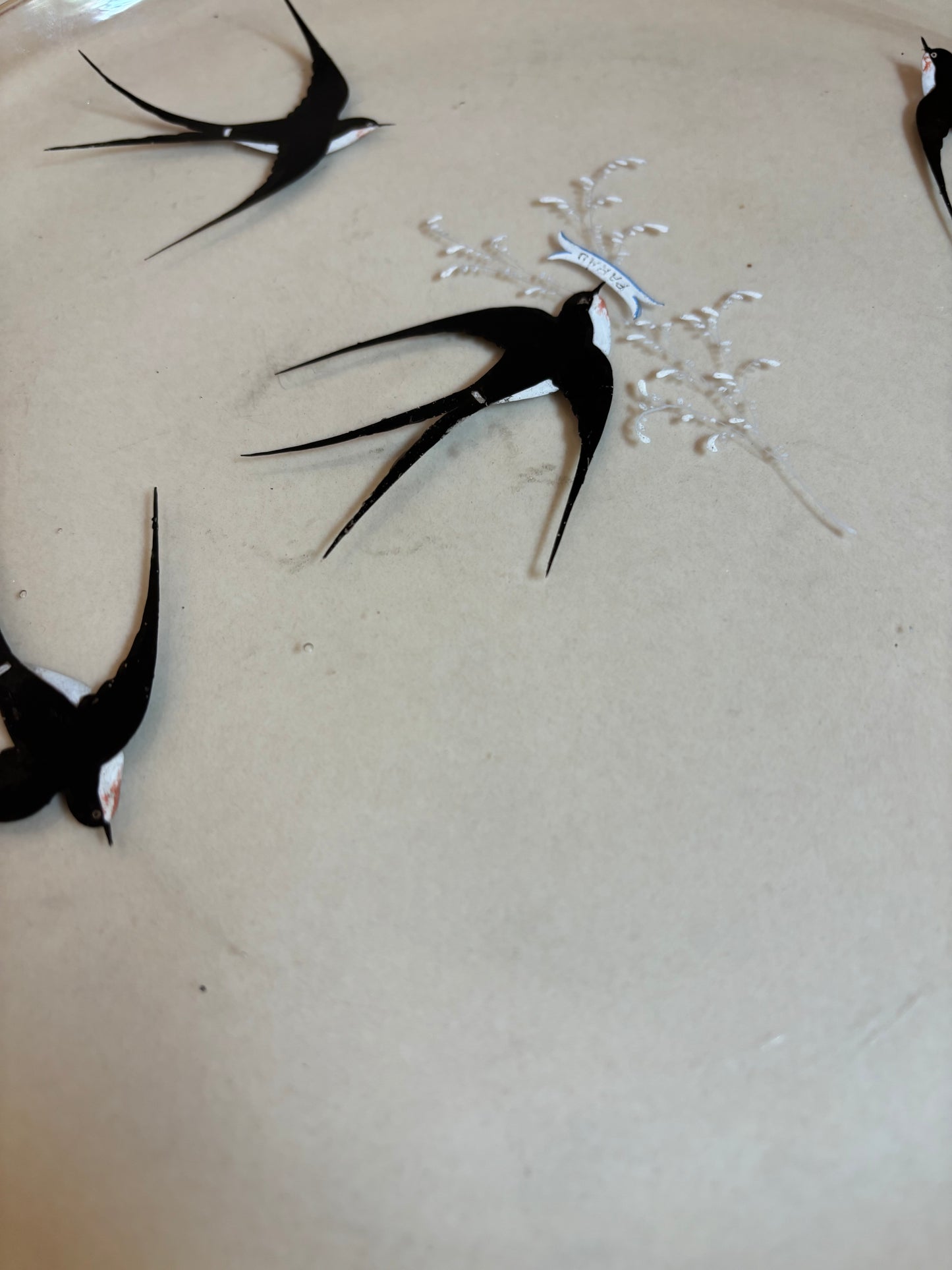 PLATO-FUENTE DE CRISTAL HÚNGARO PINTADO A MANO