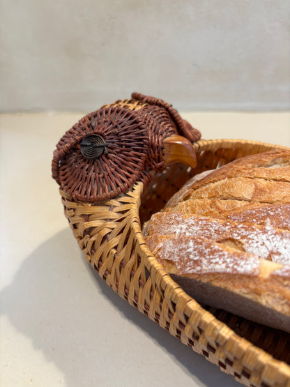 CESTA DE MIMBRE EN FORMA DE BÚHO.