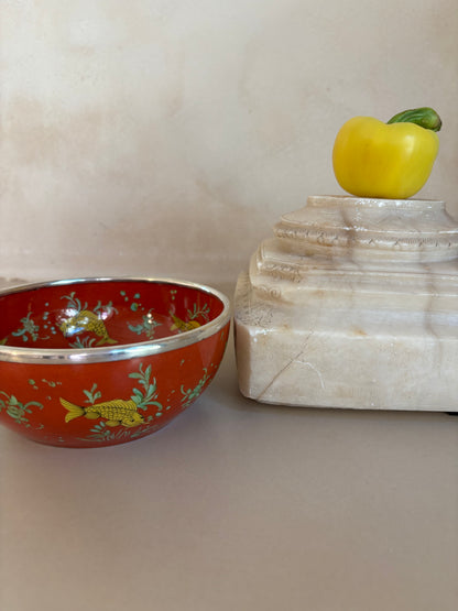 CUENCO ORIENTAL PERFILADO EN PLATA.