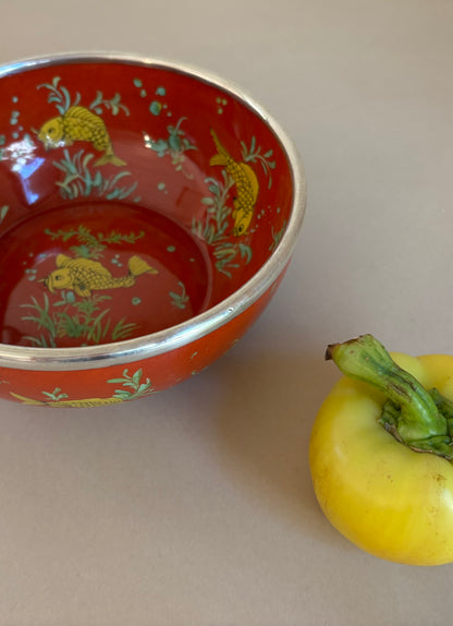 CUENCO ORIENTAL PERFILADO EN PLATA.