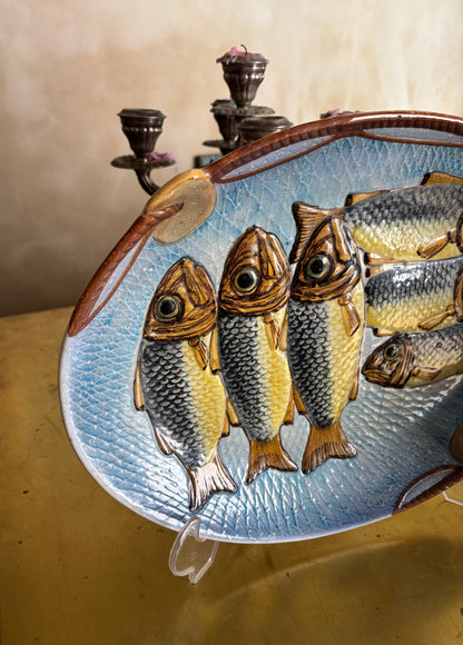 BANDEJA EN CERAMICA DE MANISES.