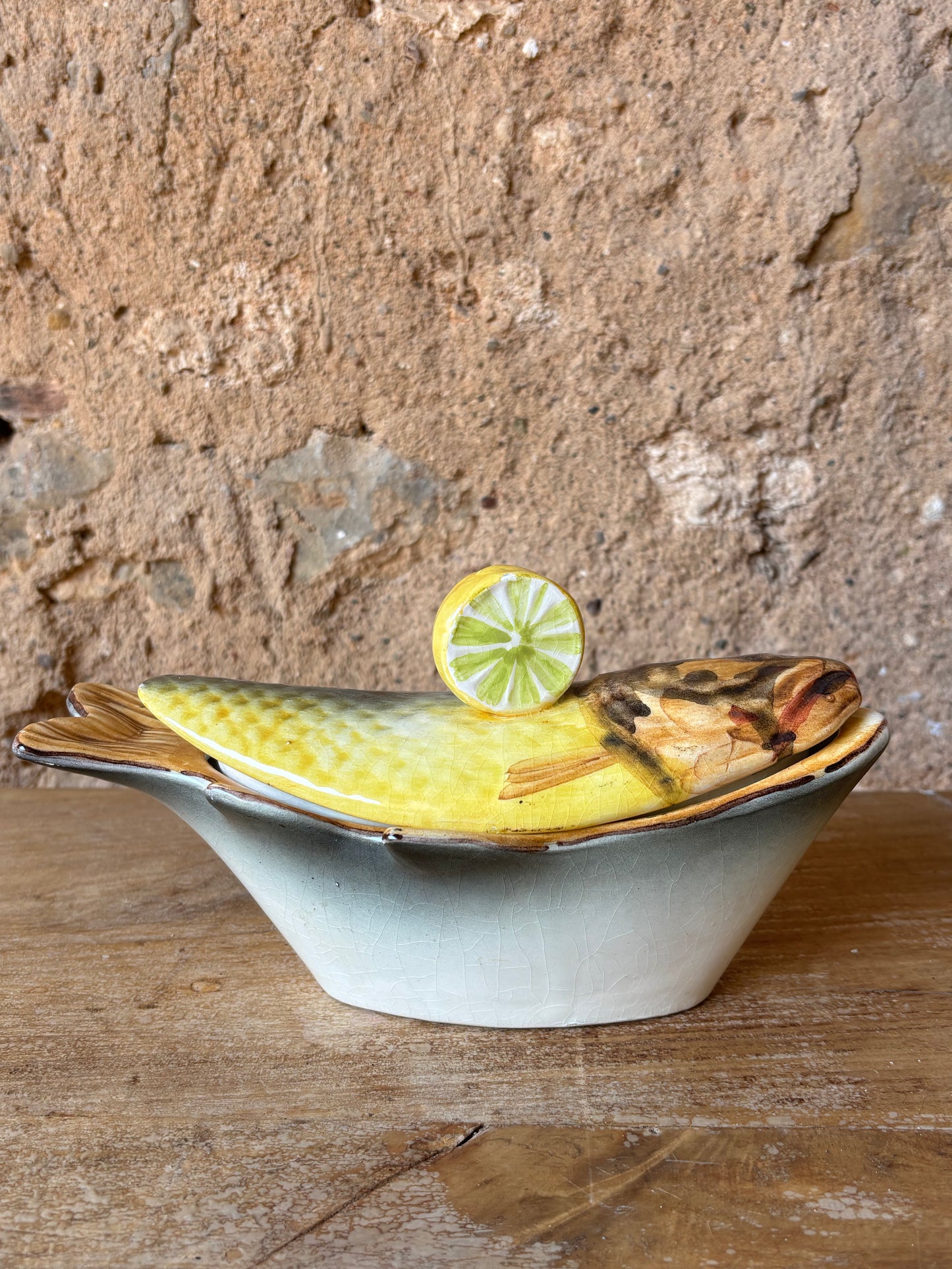 SALSERA EN CERAMICA DE MANISES.