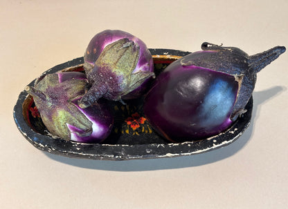 CUENCO ANTIGUO EN PAPEL MACHÉ.