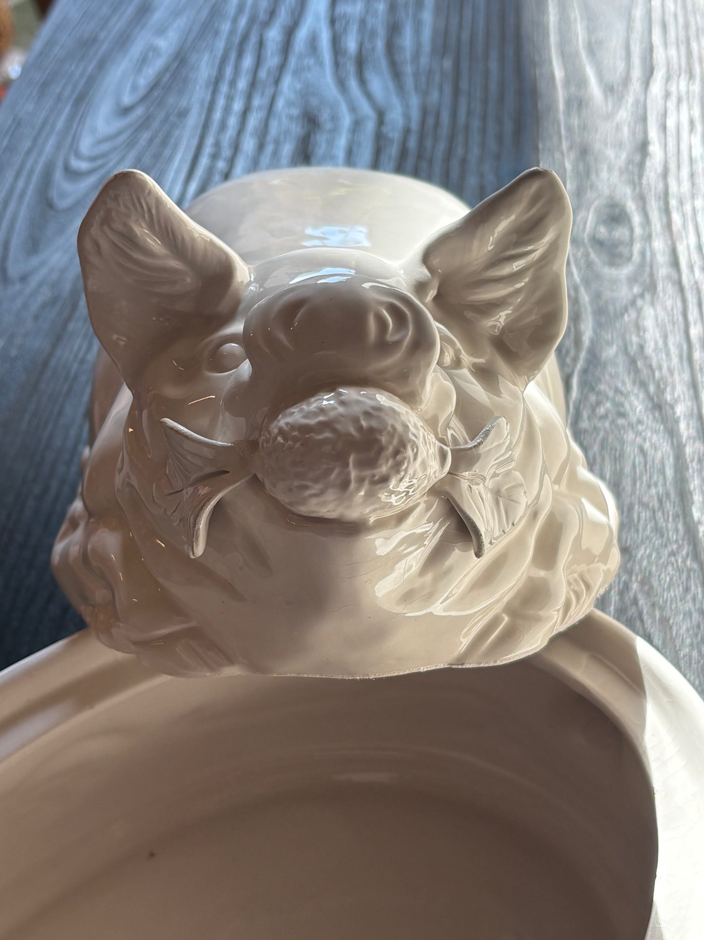 SOPERA VINTAGE EN FORMA DE CERDITO.