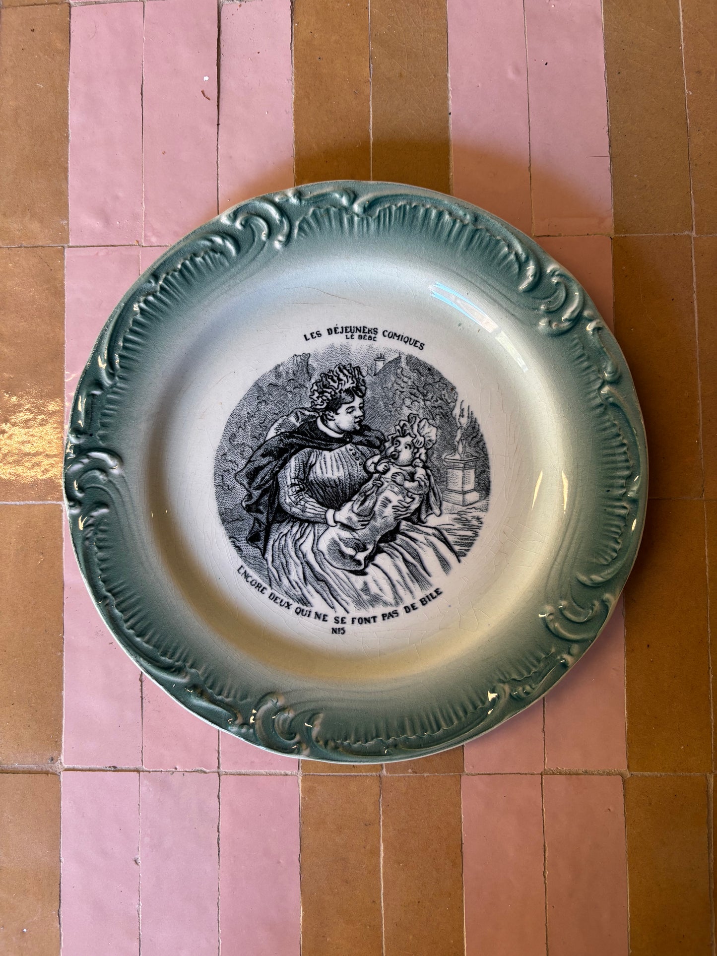 PLATOS PARLANTES "LES DEJEUNERS COMIQUES".