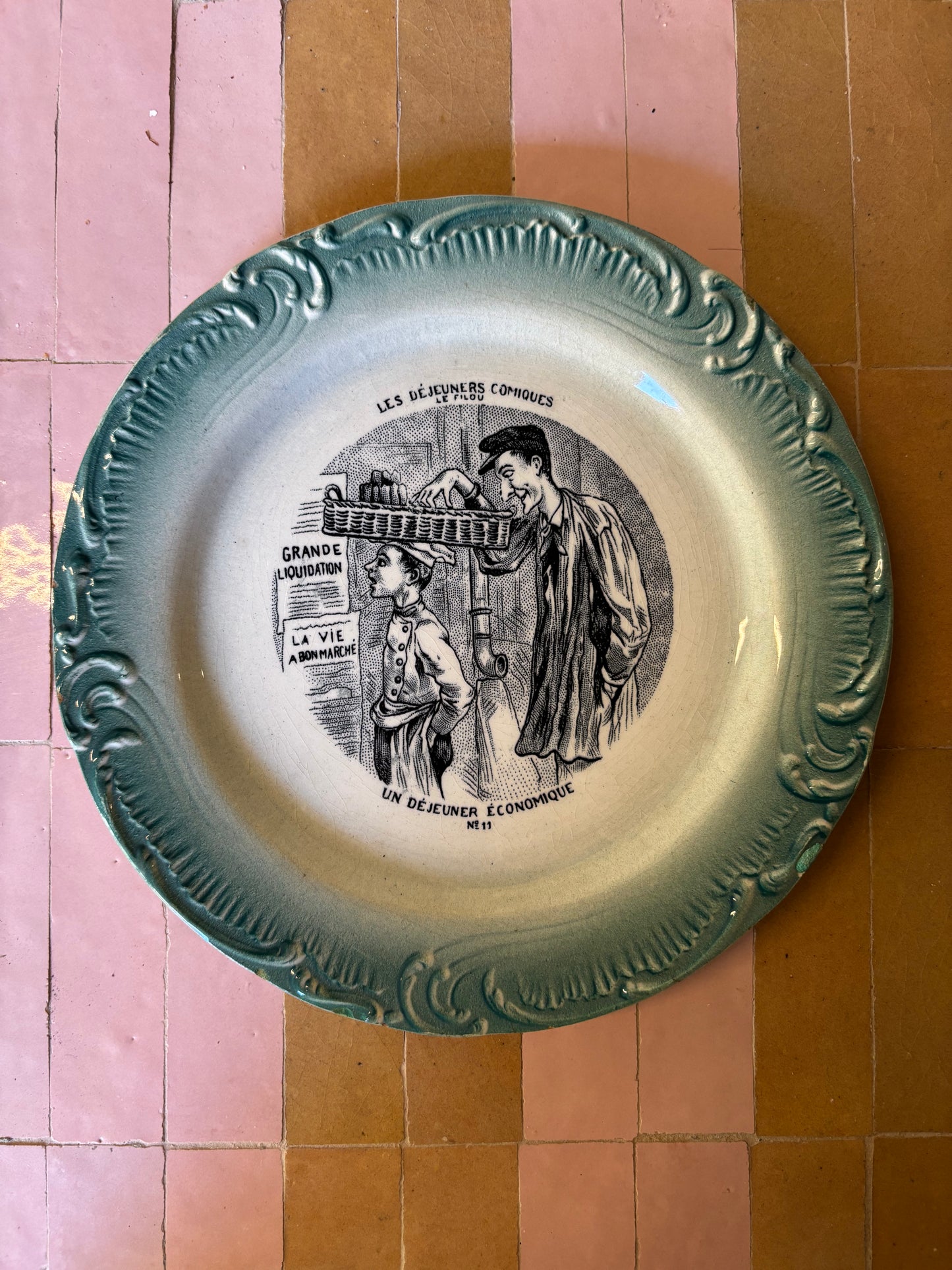 PLATOS PARLANTES "LES DEJEUNERS COMIQUES".