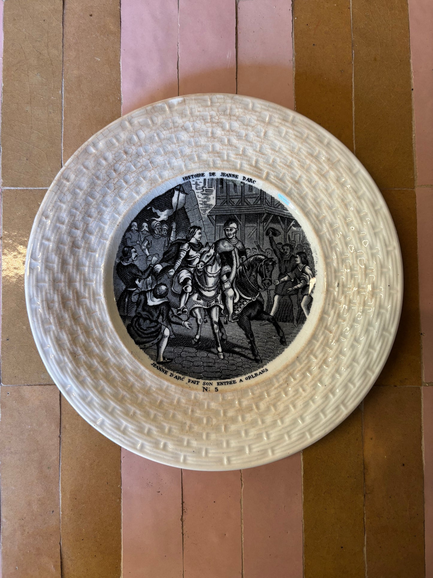 PLATOS PARLANTES "JEANNE D´ARC".