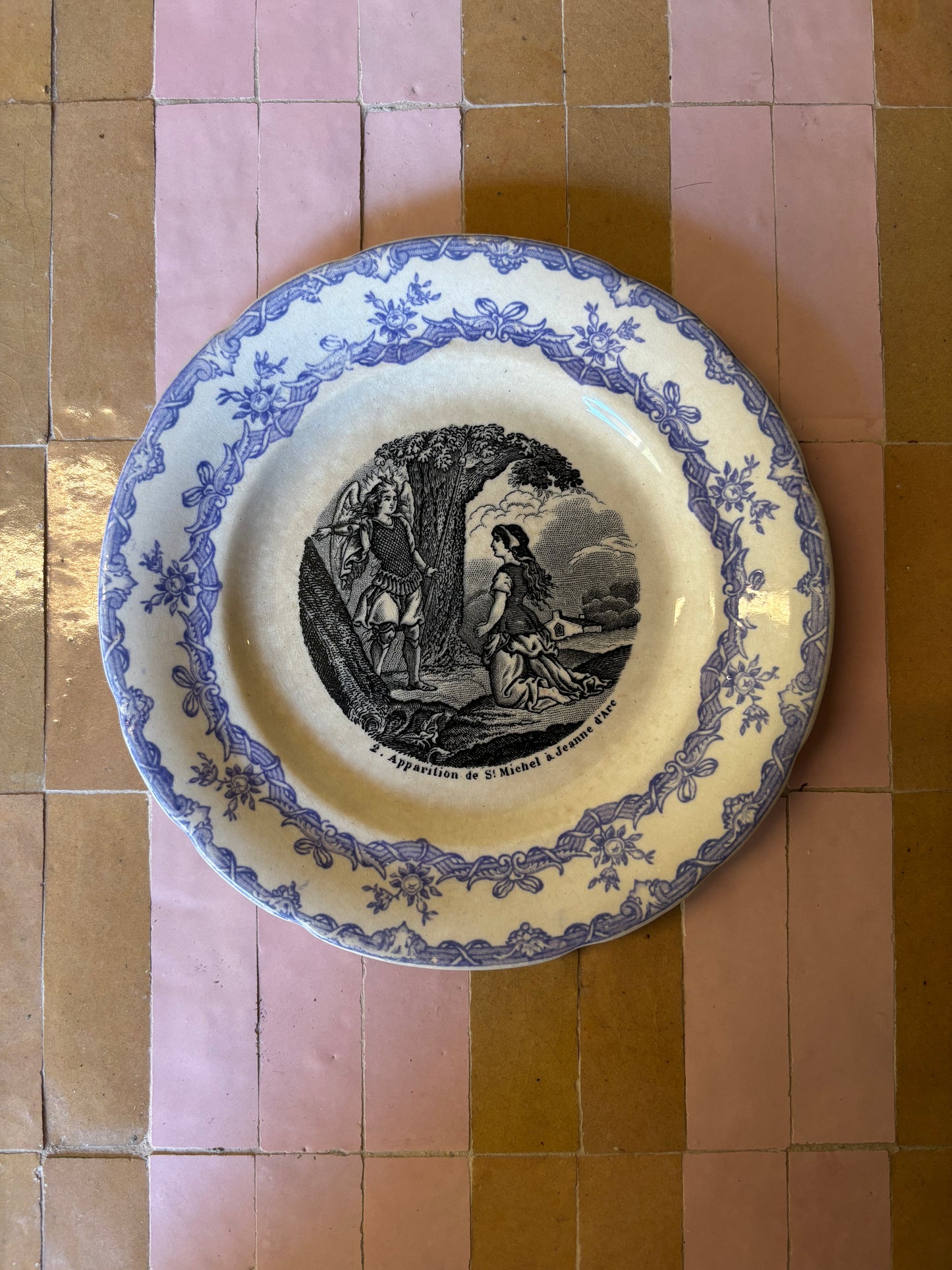 PLATOS PARLANTES "JEANNE D´ARC".