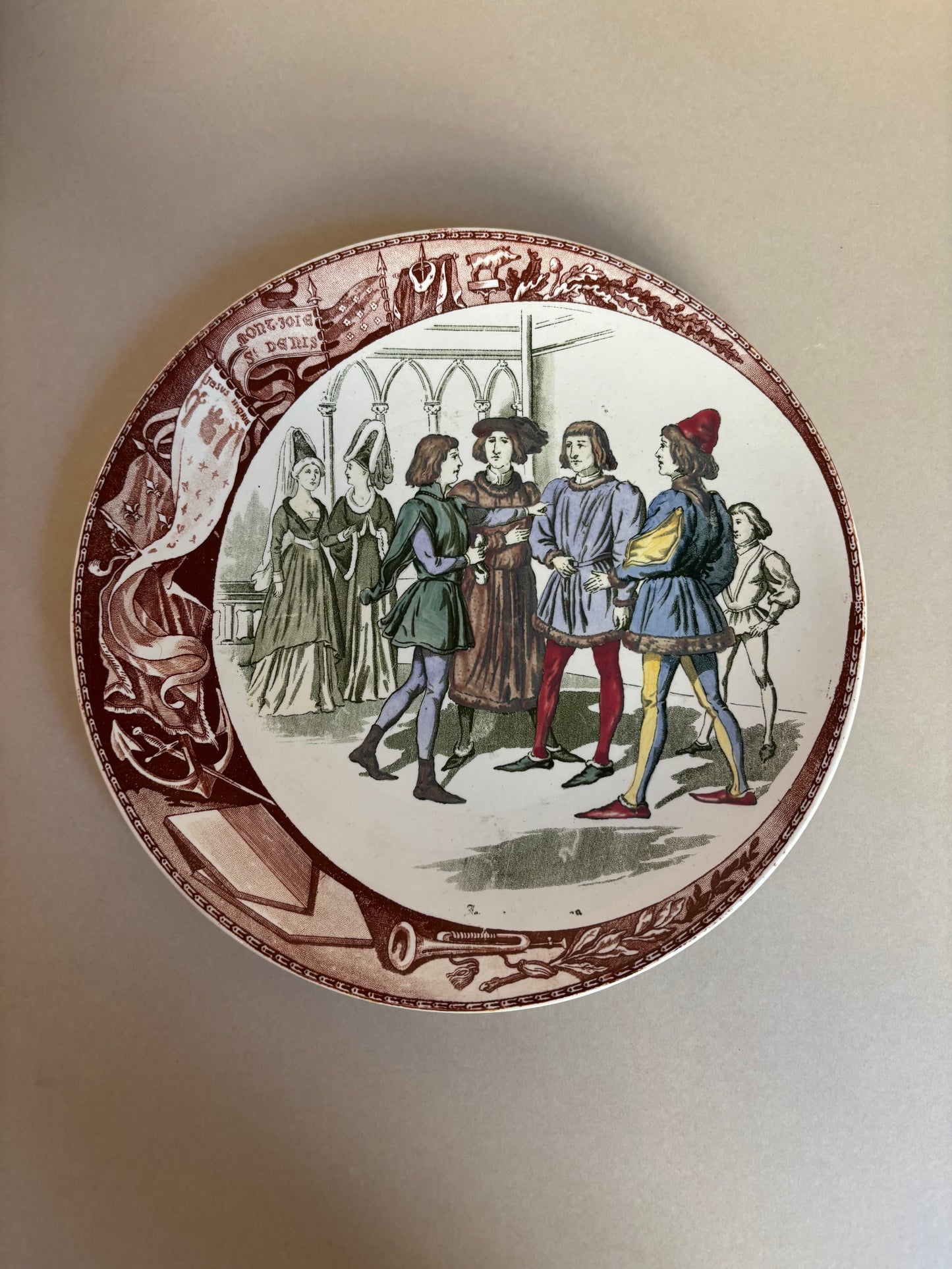 PLATOS PARLANTES "JEANNE D´ARC".