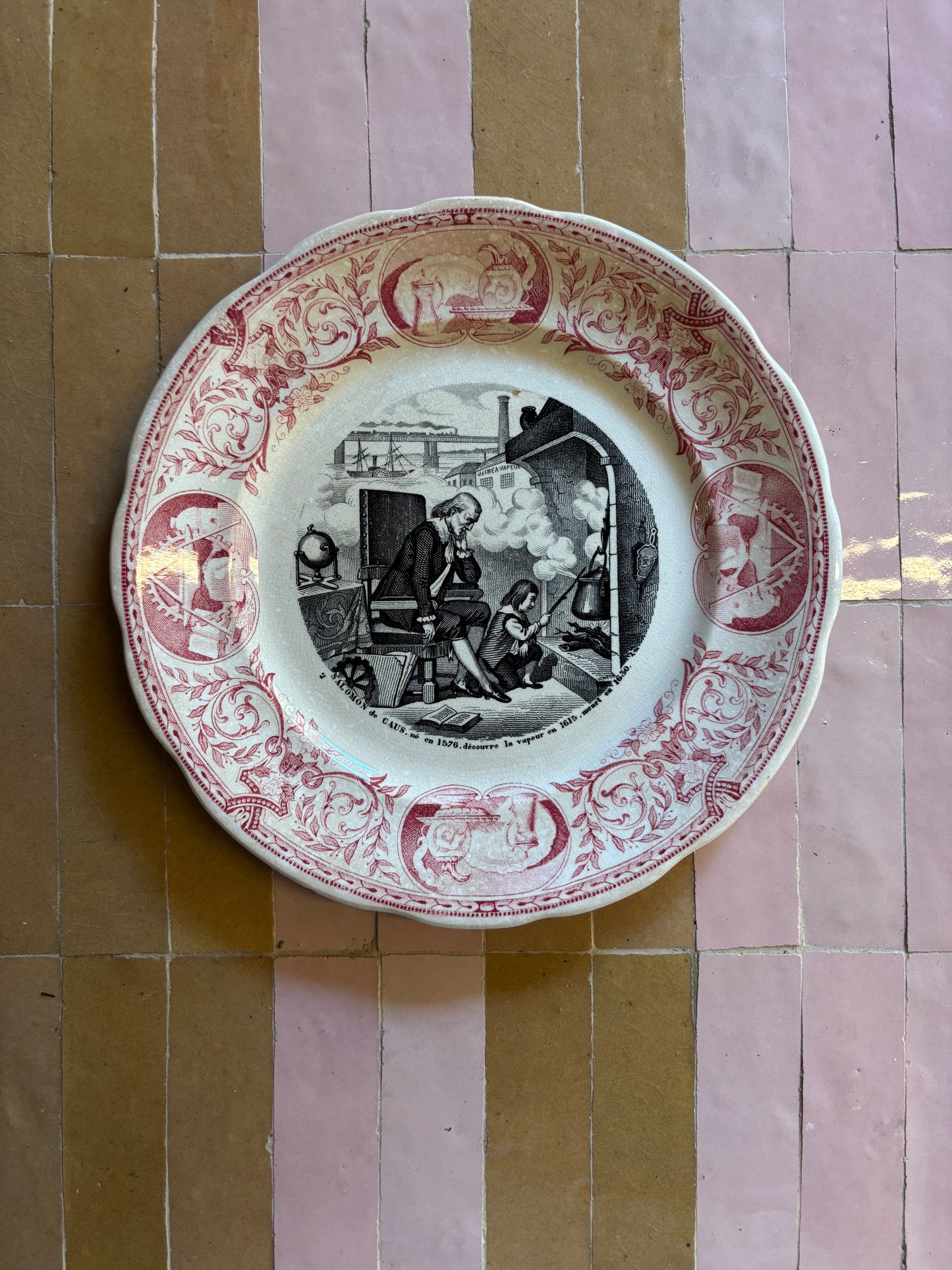 PLATOS PARLANTES COLECCIÓN "DESCUBRIMIENTOS".