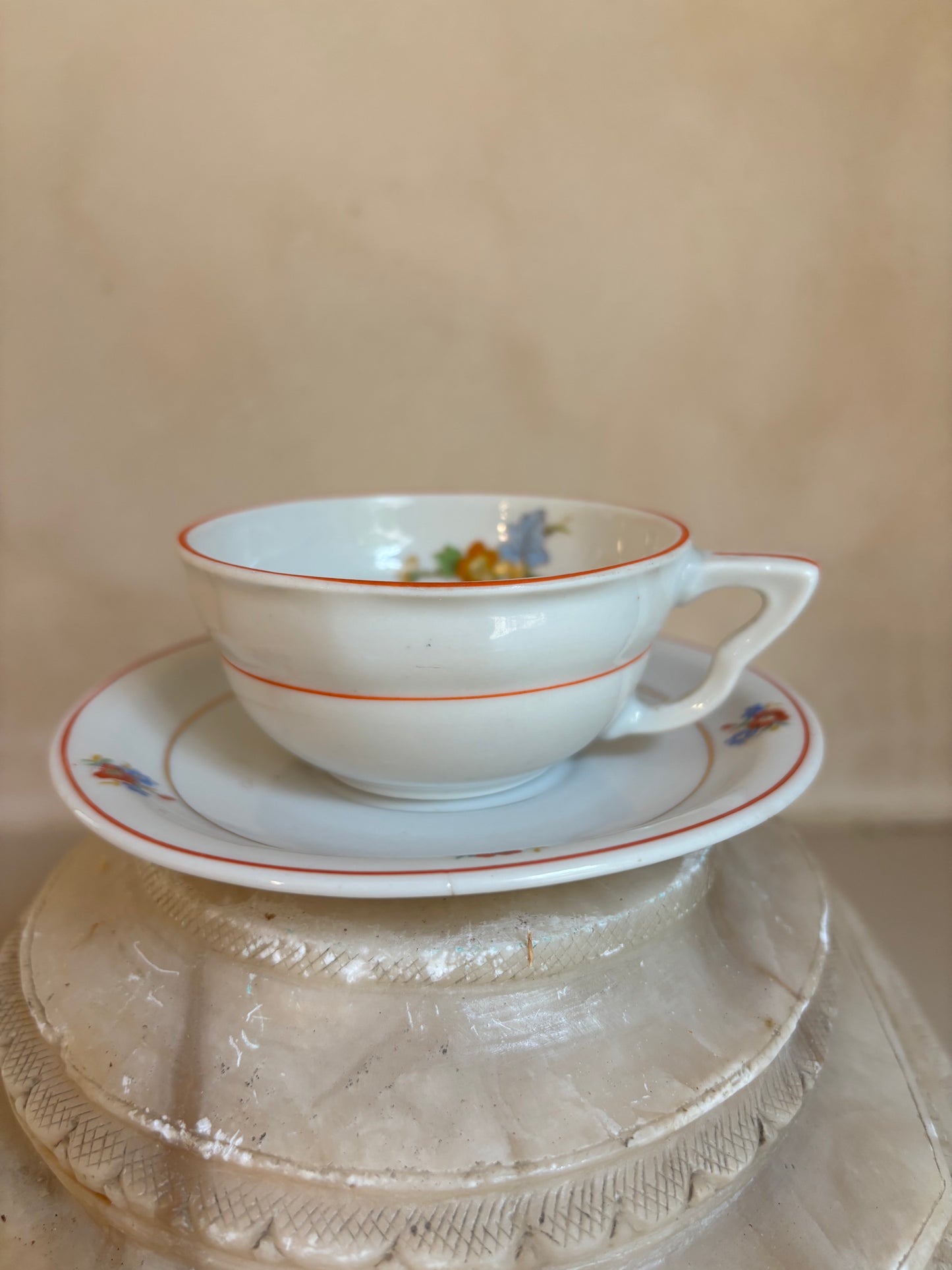 JUEGO DE 6 TAZAS DE CAFE VINTAGE.