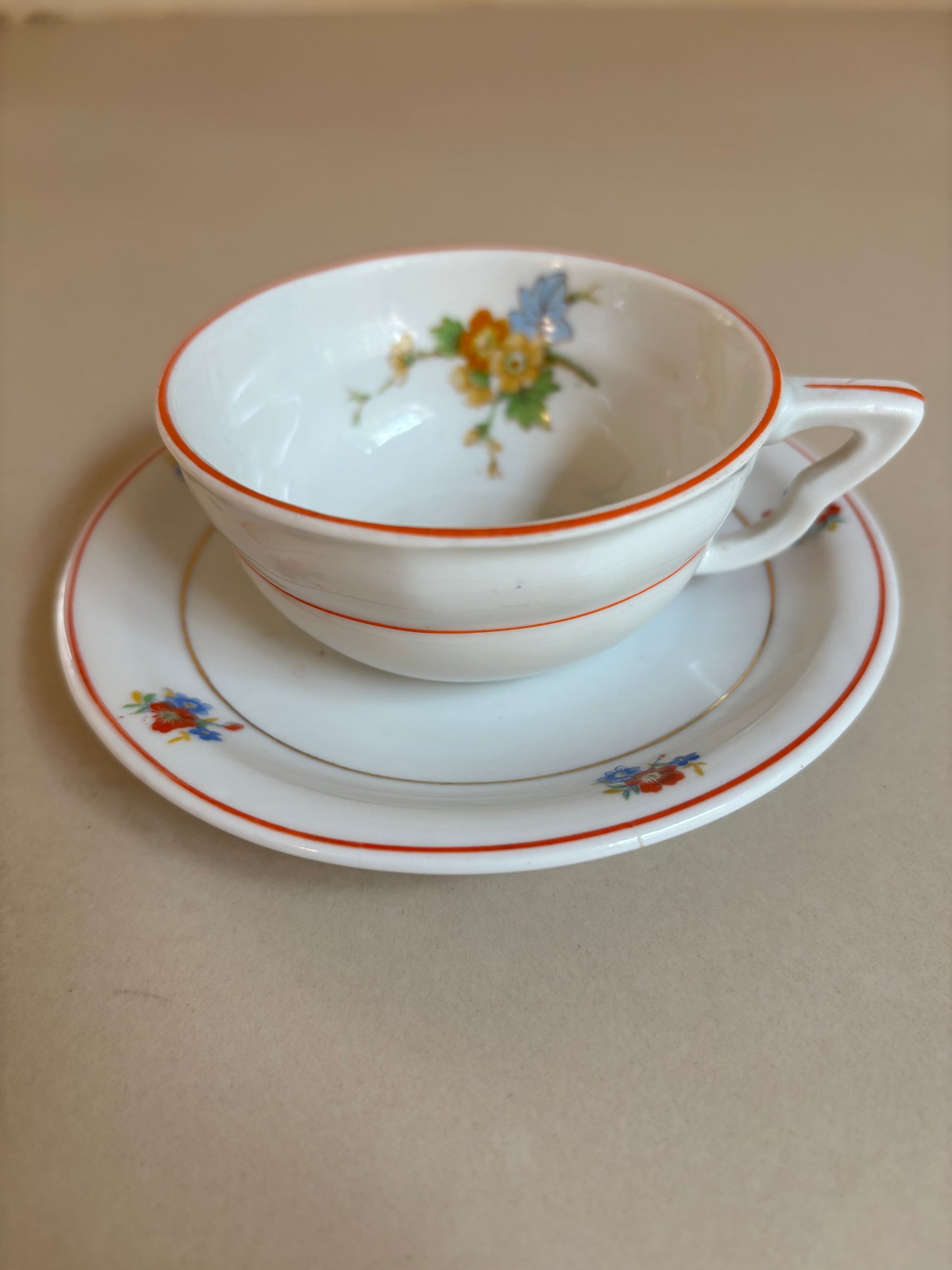 JUEGO DE 6 TAZAS DE CAFE VINTAGE.