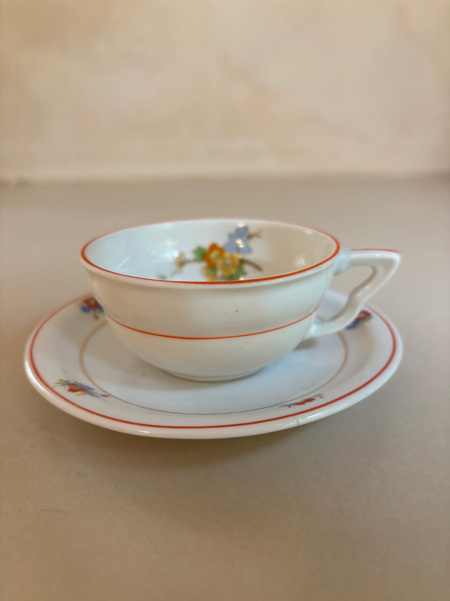 JUEGO DE 6 TAZAS DE CAFE VINTAGE.