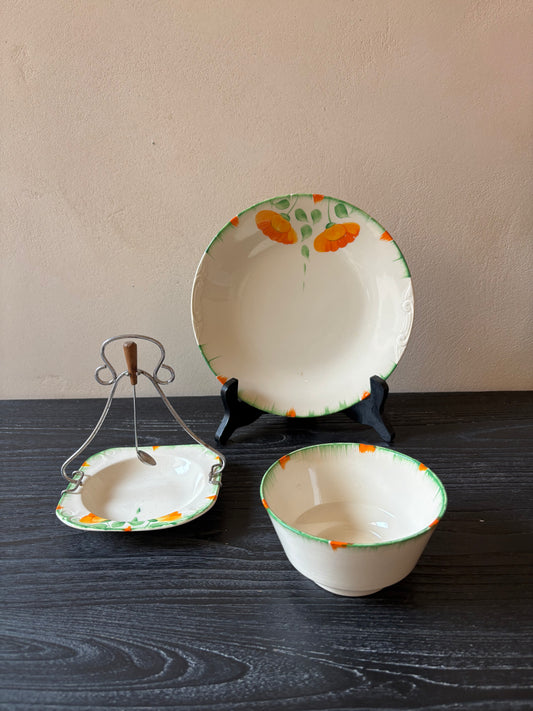 SET DE DESAYUNO EN PORCELANA INGLESA.