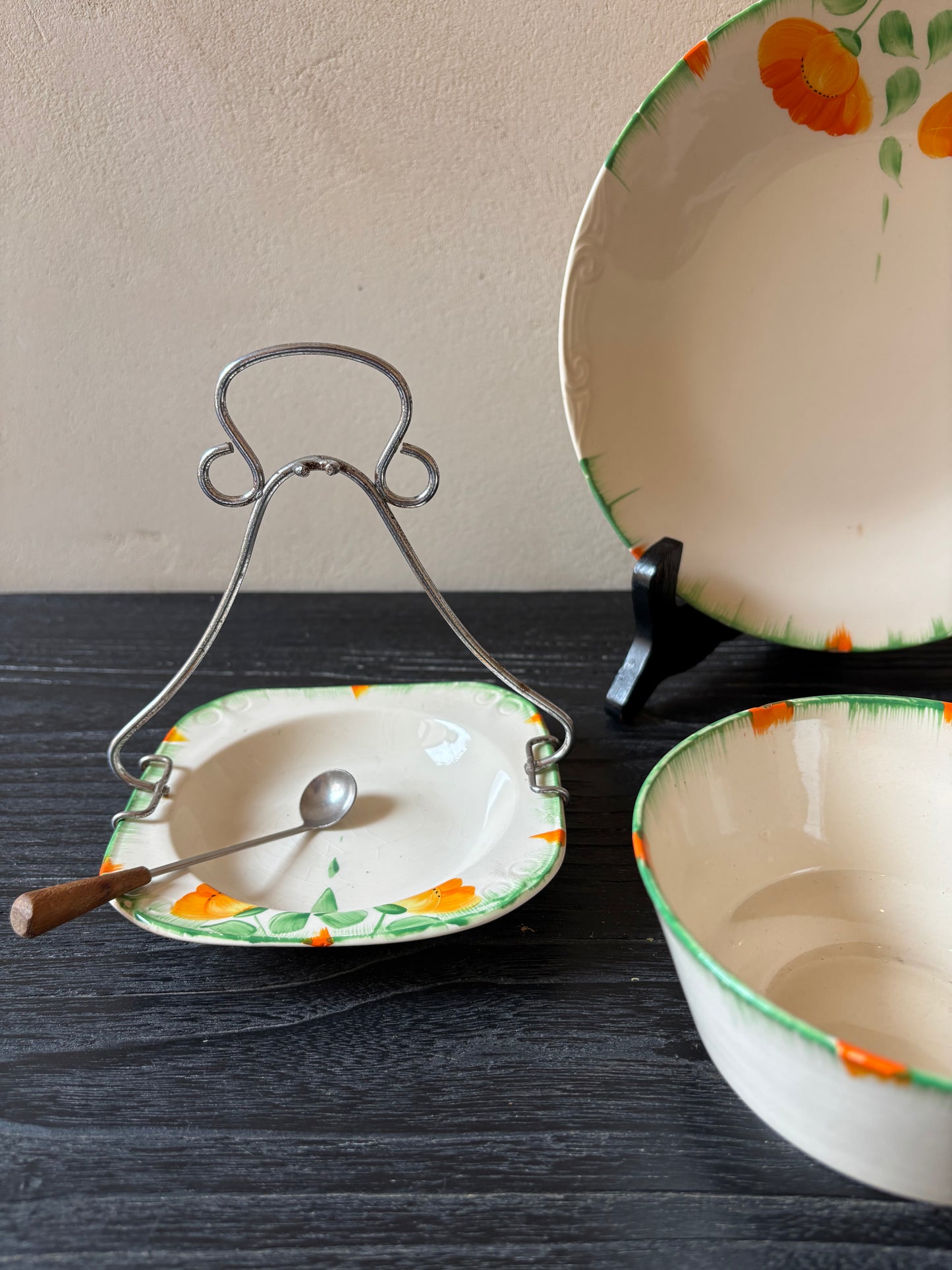 SET DE DESAYUNO EN PORCELANA INGLESA.