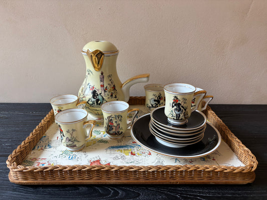 BANDEJA RAFIA ESTAMPADO PARISINO.