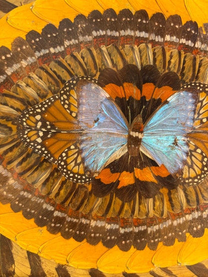 BANDEJA VINTAGE DE ALAS DE MARIPOSAS.