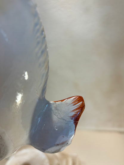 ANTIGUA SALSERA EN CERAMICA FORMA DE PEZ.