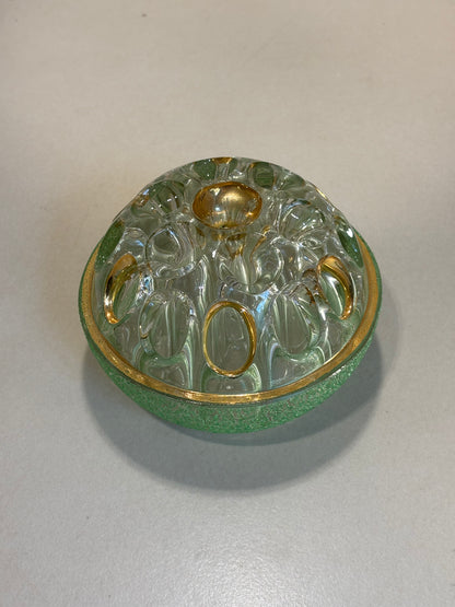 PIQUE-FLEUR DE CRISTAL.